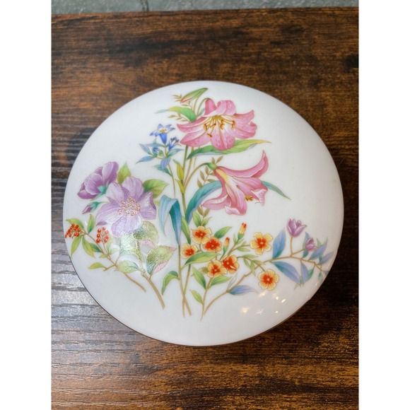 Flambro Imports Spring Fantasy Floral Ceramic Trinket Box Made in Japan Vintage - Picture 2 of 5